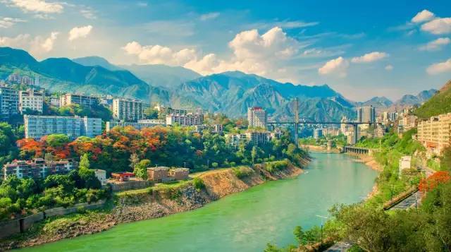 四川,致敬各位来宾与朋友们