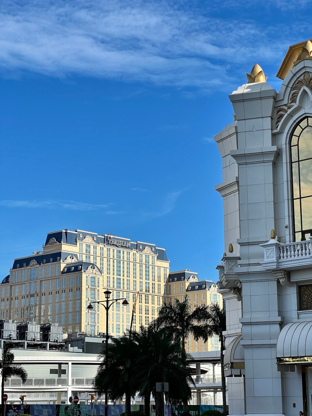 霓虹澳门夜,独白映繁华